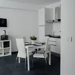 Domus - Orazio - Apartament *